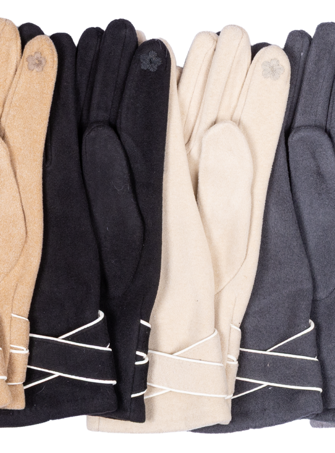 6 Paar Damenhandschuhe farblich sortiert